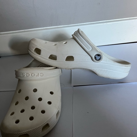 Crocs - Picture 3 of 3